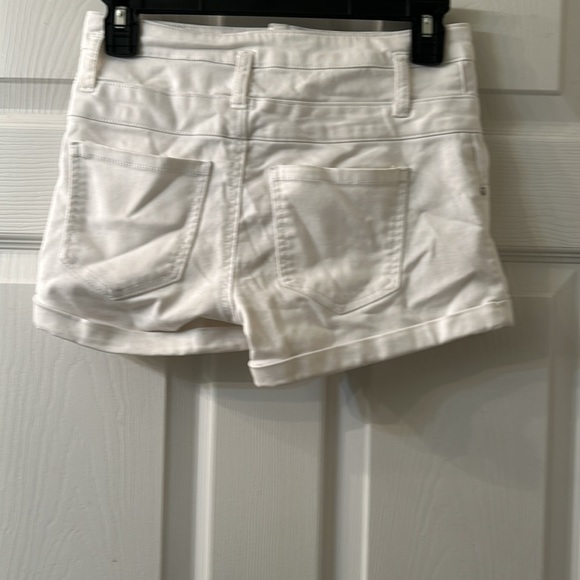 Short Bundle! - Picture 11 of 12